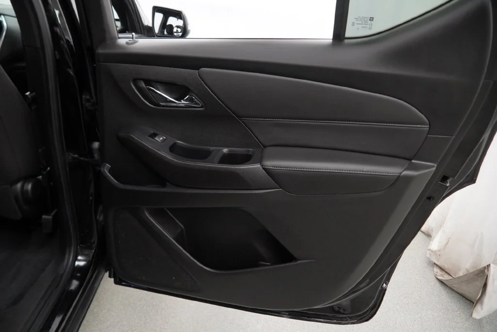 Certified Used 2022 MOSAIC BLACK METALLIC Chevrolet LT Cloth image 44