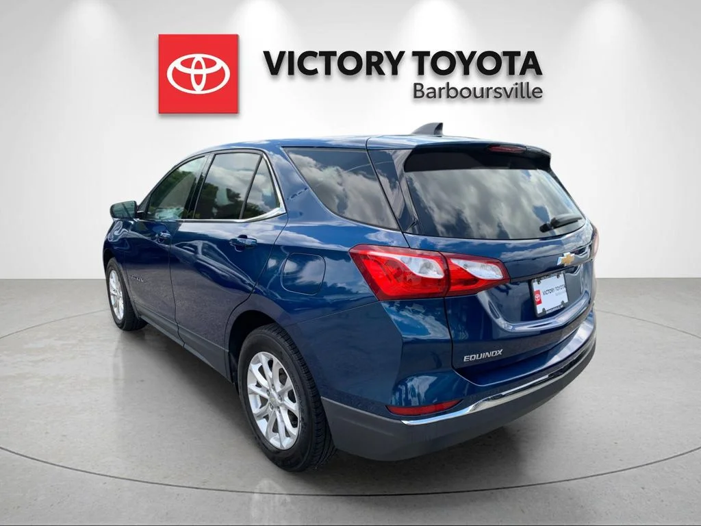 Used 2020 Blue Chevrolet LT image 3