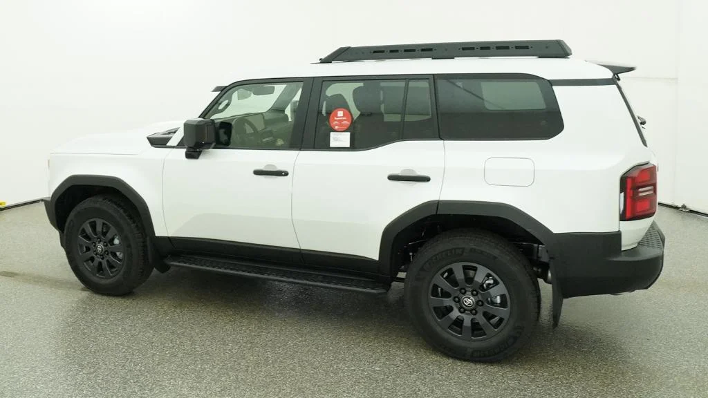 New 2027 Wind Chill Pearl Toyota Land Cruiser image 34