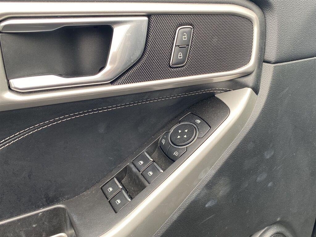 Used 2022 Agate Black Ford XLT image 15