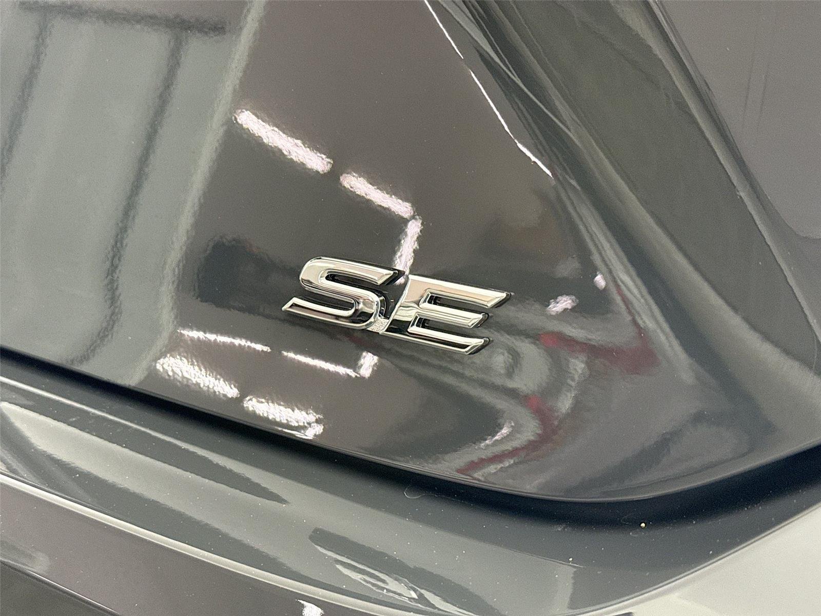 Used 2025 Underground Toyota SE image 14