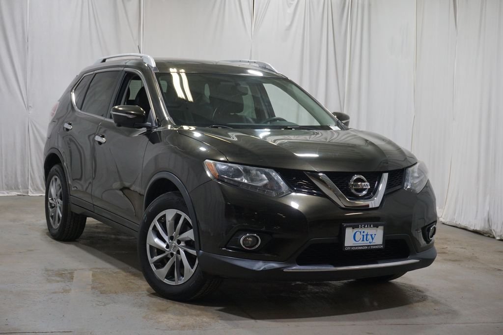 Used 2015 Nissan Rogue SL with VIN 5N1AT2MVXFC904941 for sale in Evanston, IL