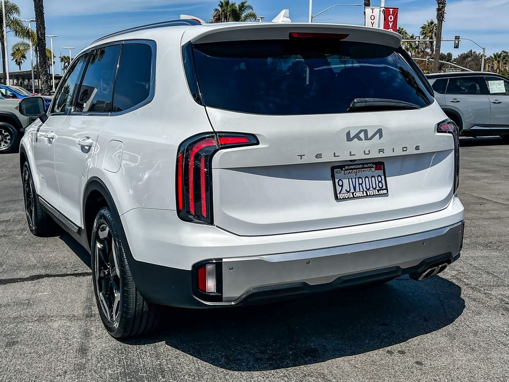Used 2024 White Kia EX image 4