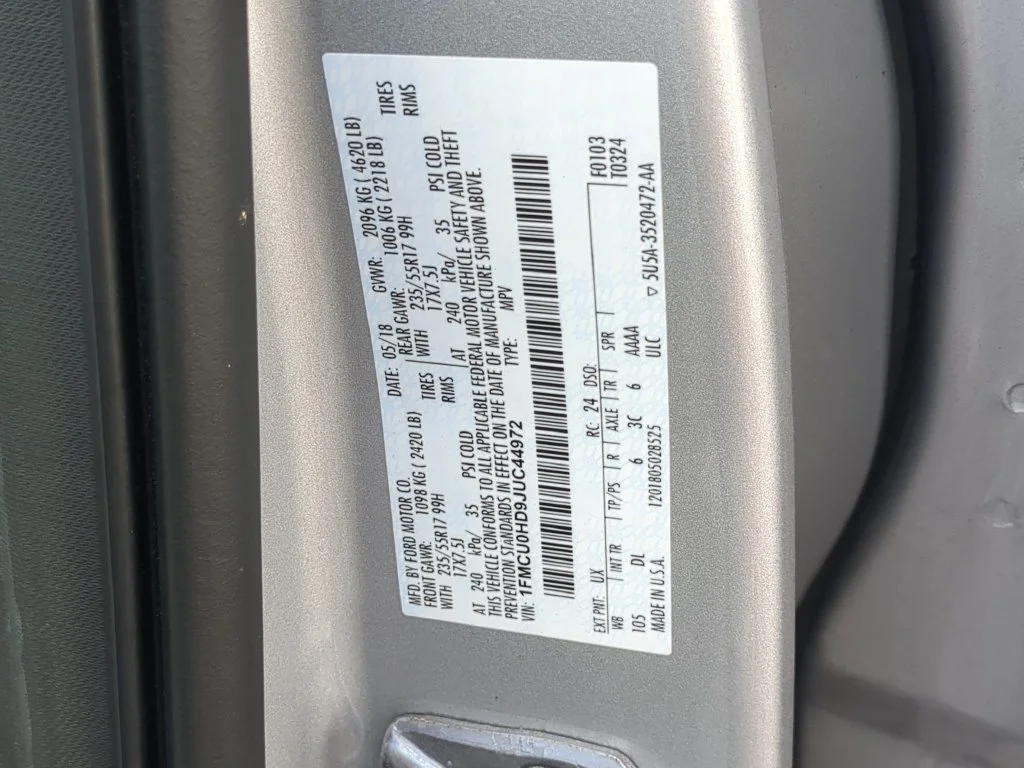 Used 2018 Silver Ford SEL image 35