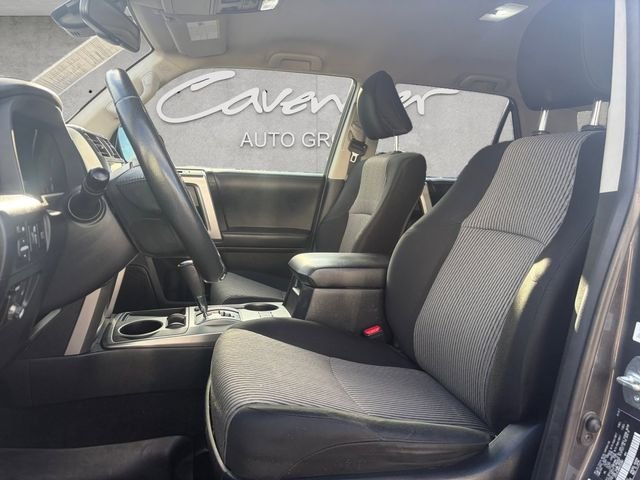 Used 2022 Gray Toyota SR5 image 19