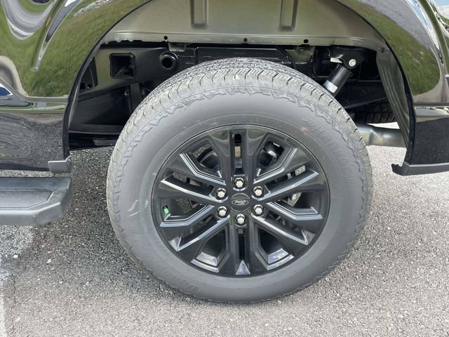 New 2026 Agate Black Metallic Ford Lariat image 33