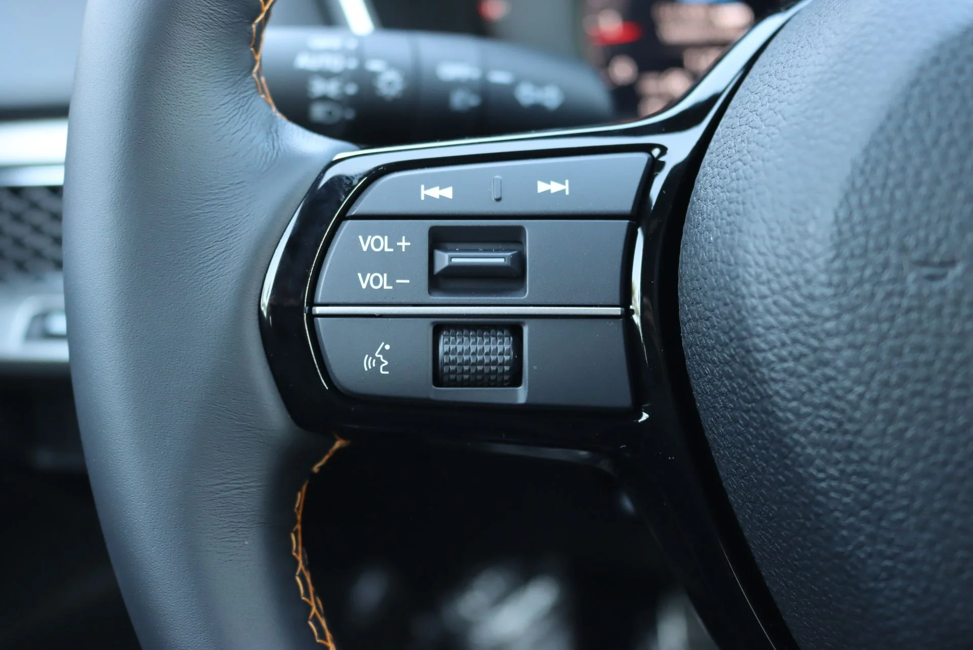 New 2026 Platinum White Pearl Acura FWD A-Spec with Technology image 10