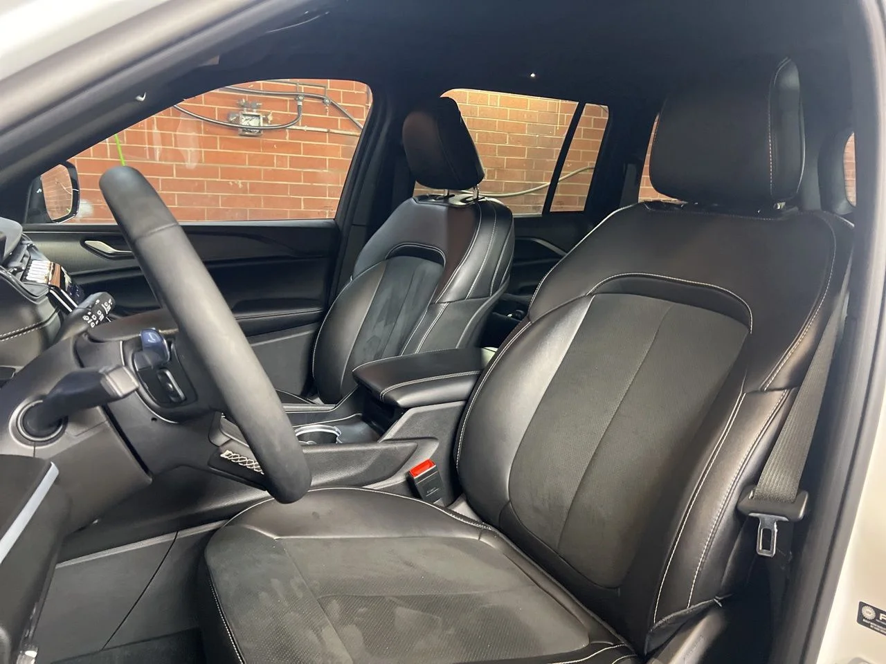 Used 2024 White Jeep Altitude X image 17
