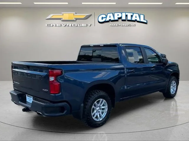 Used 2020 NORTHSKY BLUE METALLIC Chevrolet RST image 5