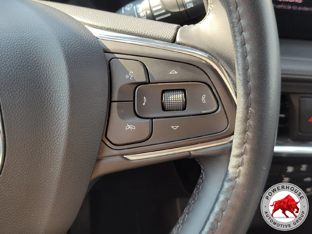 Used 2025 White Buick Sport Touring image 29