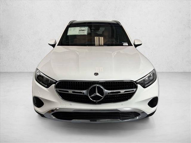 New 2026 Polar White Mercedes-Benz GLC 300 image 32