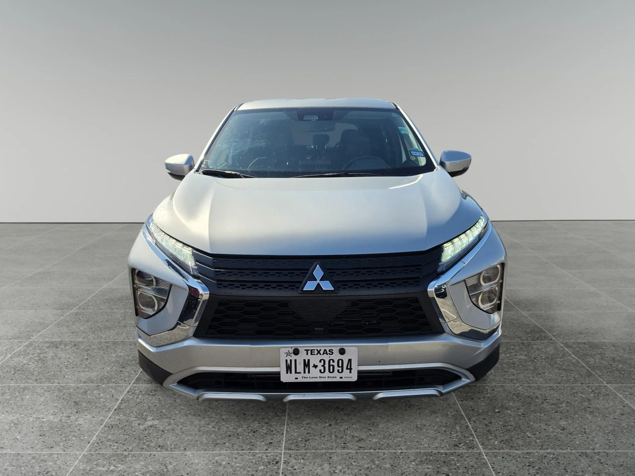 Used 2025 Alloy Silver Metallic Mitsubishi SE image 9