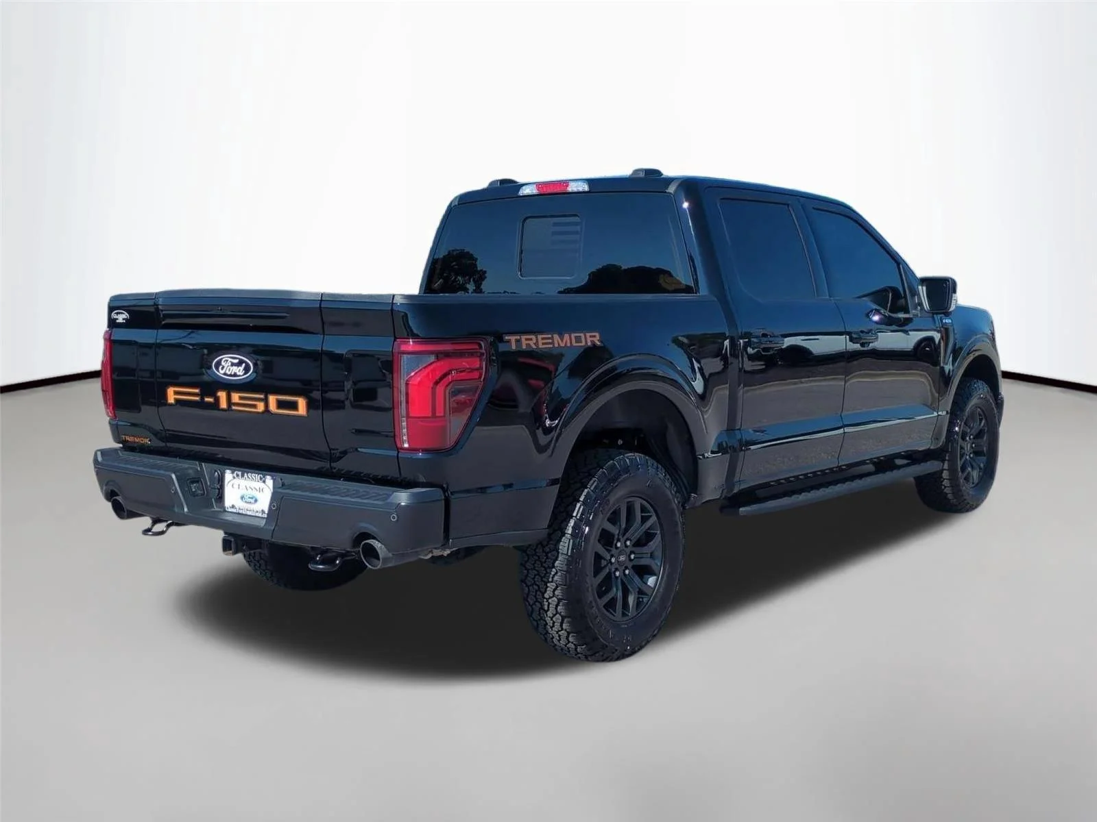 Used 2026 Agate Black Ford Tremor image 5