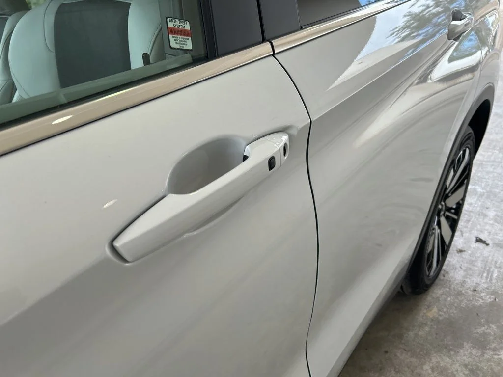 New 2026 White Mitsubishi SE 1.5T 2WD image 15