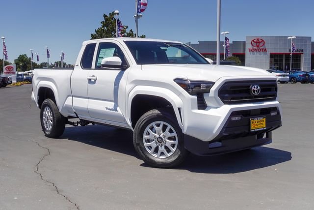 New 2026 Ice Cap Toyota  SR5 image 4