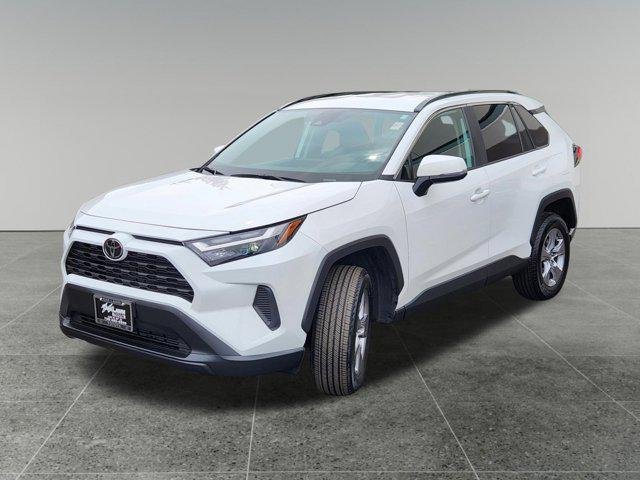 Certified Used 2025 ICE CAP Toyota  image 3
