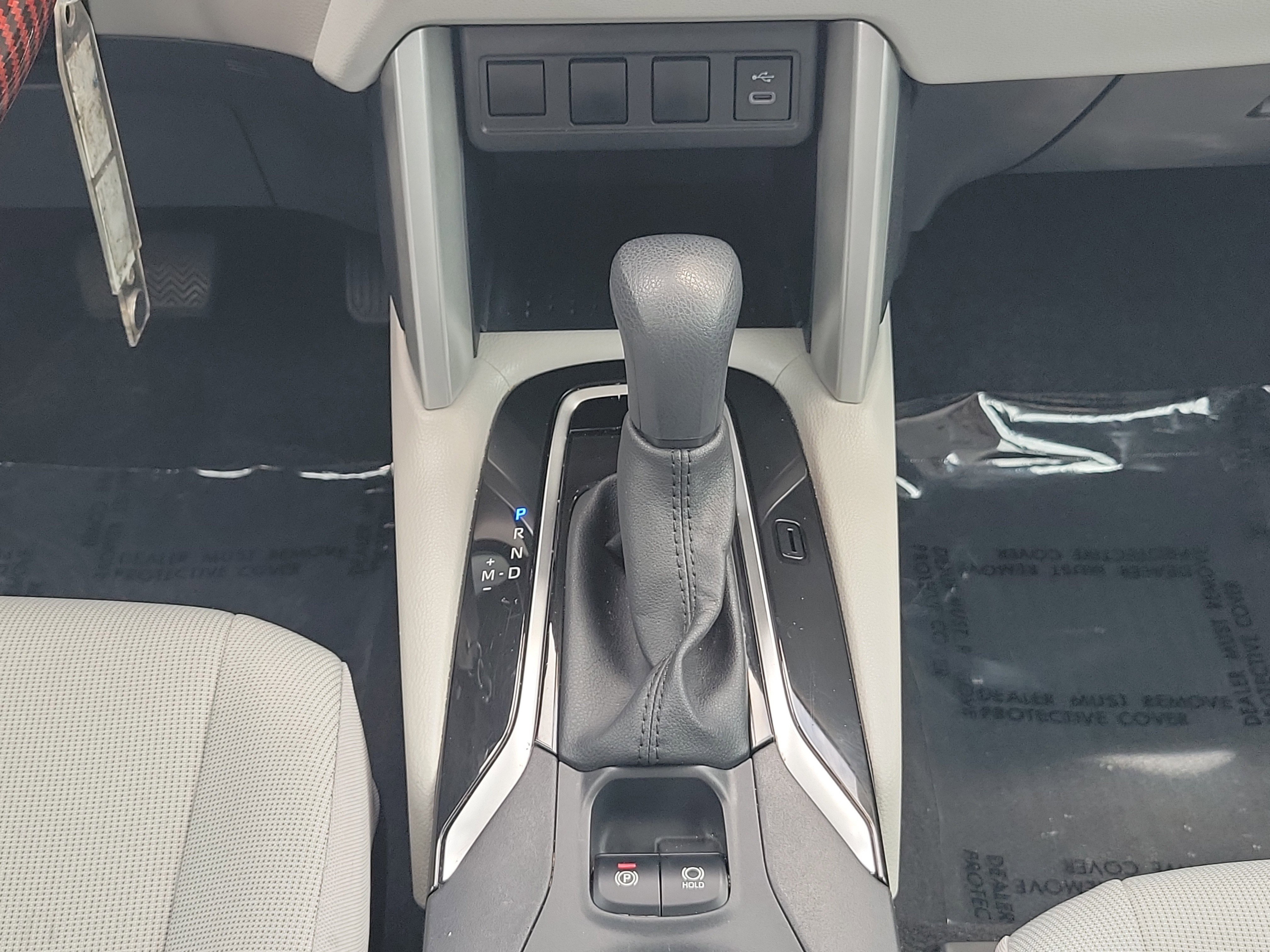 Used 2024 Celestite Toyota L image 18