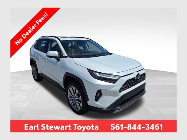 2023 Toyota RAV4 Limited FWD's photo