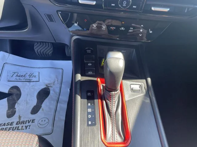 2025 Nissan Kicks SR AWD - Photo 26