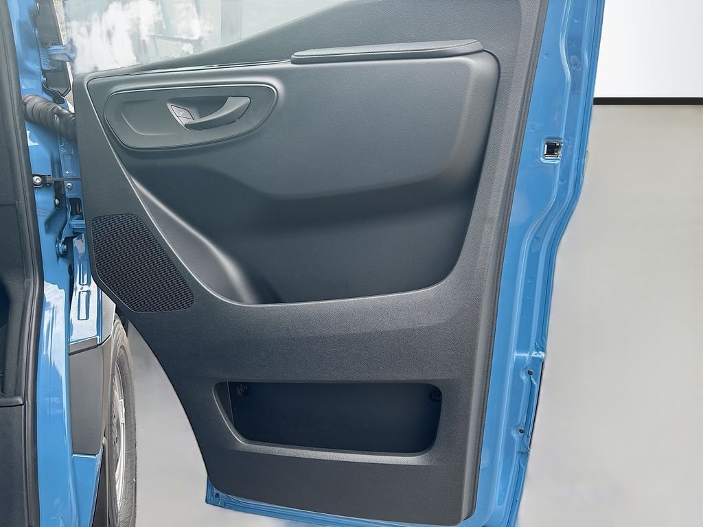 New 2026  Mercedes-Benz Cargo 144 WB image 22
