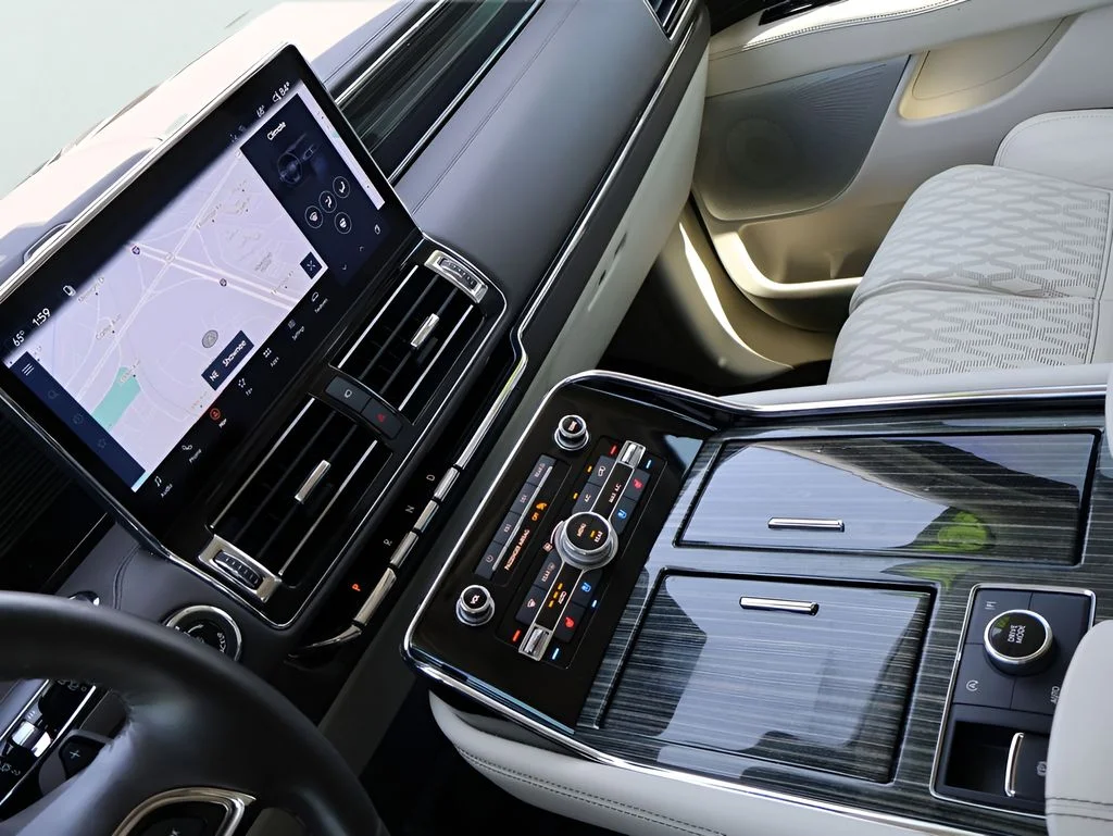 Used 2024 White Metallic Lincoln Black Label image 21