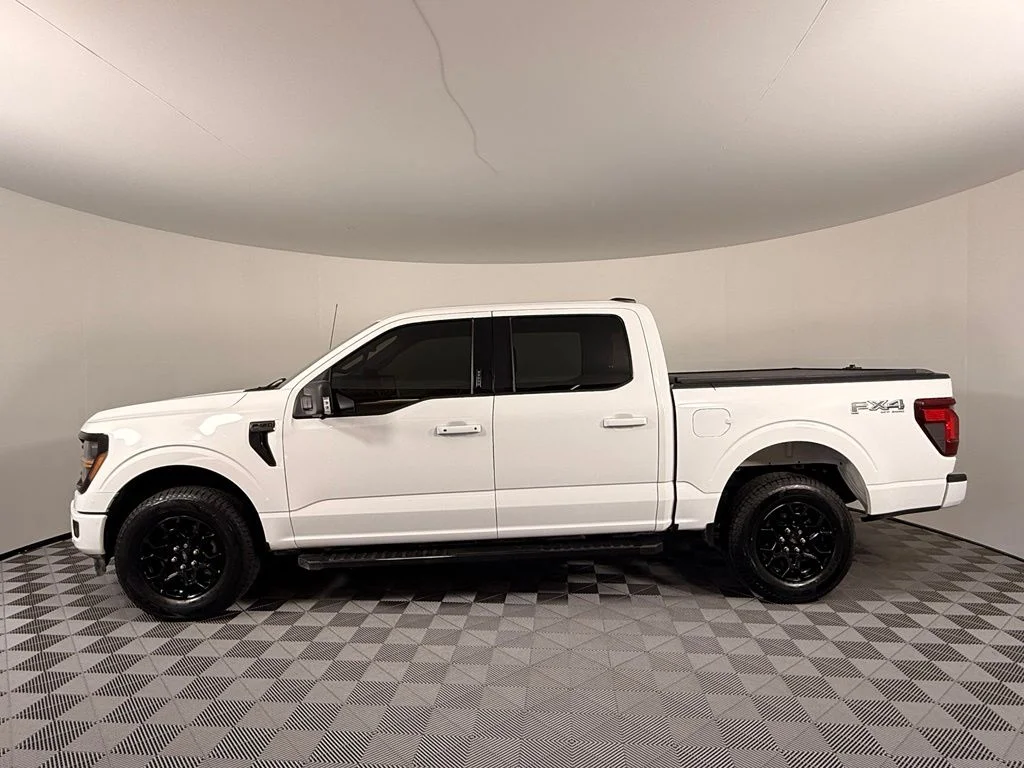 Used 2024 White Ford XLT image 11
