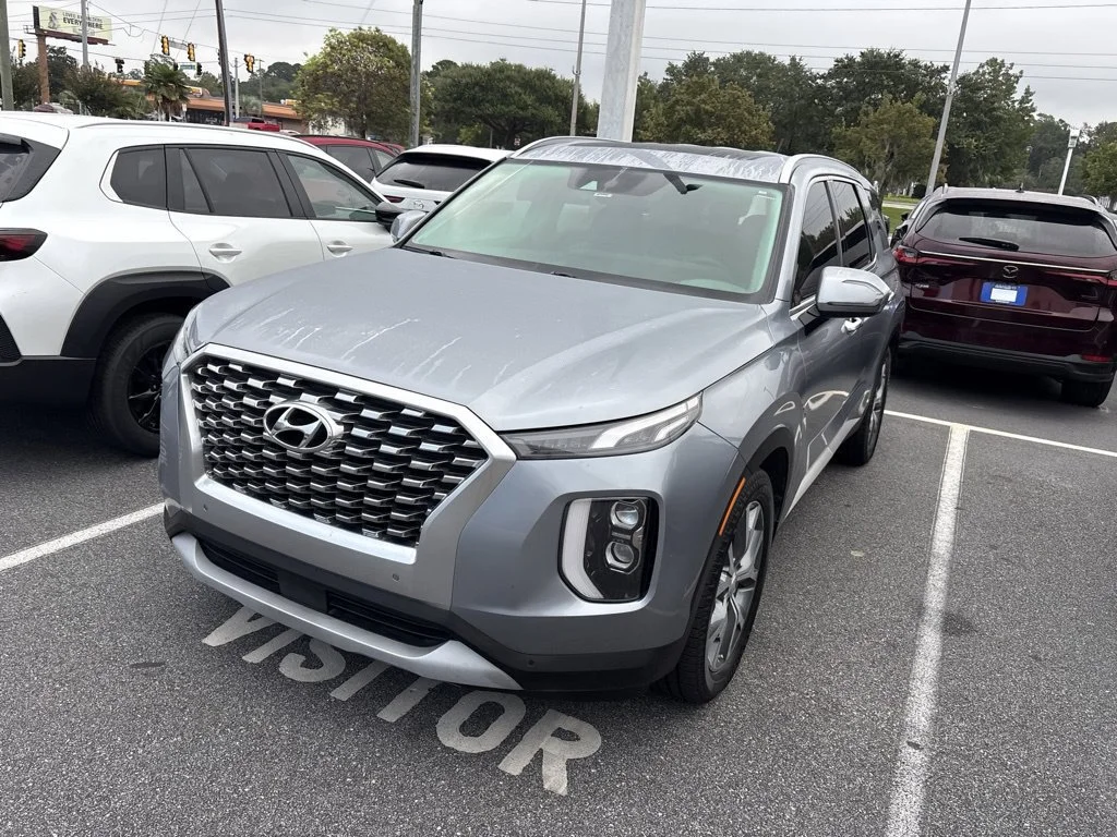 Used 2020 Silver Hyundai SEL image 5