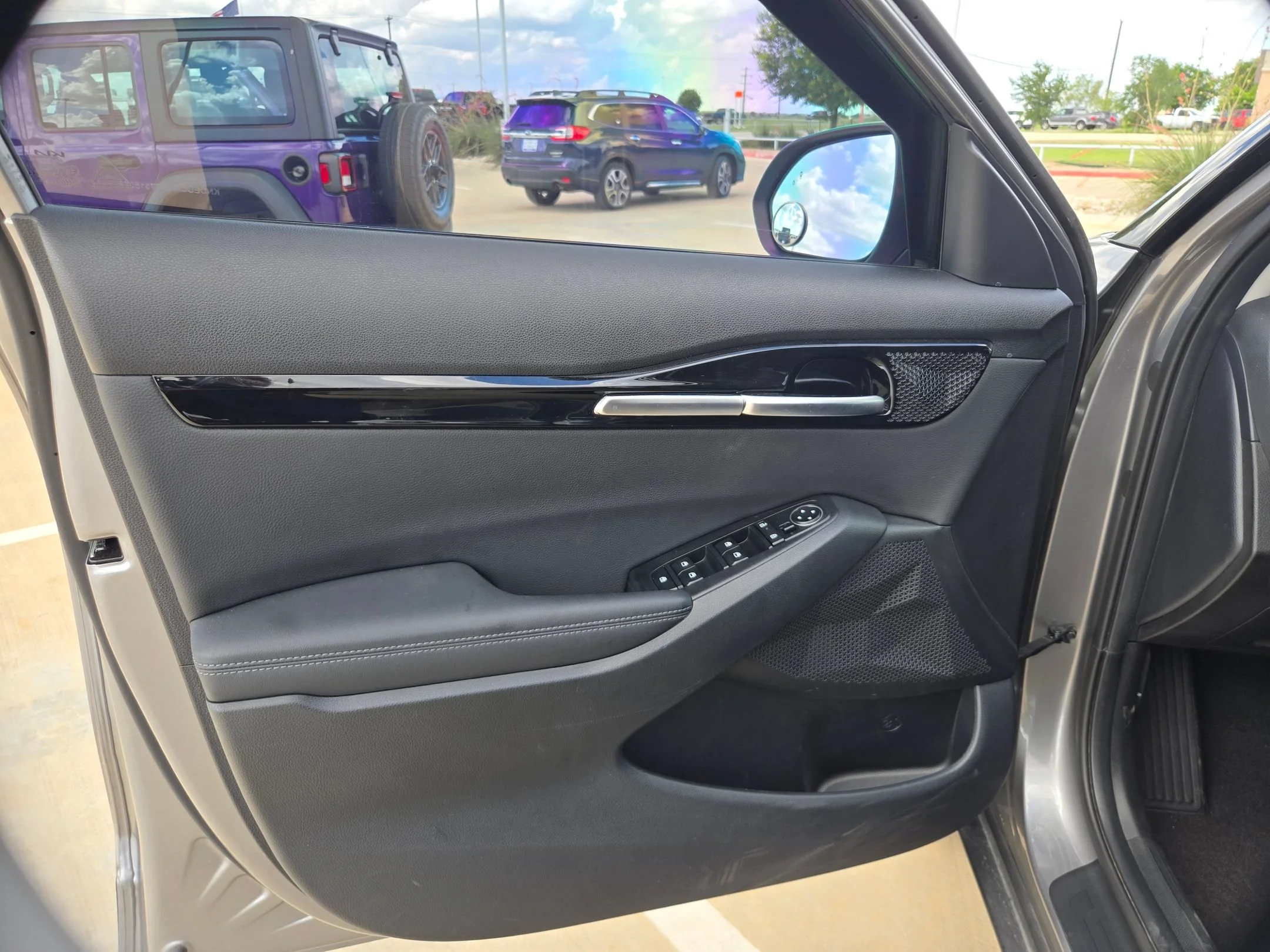 Used 2024 Gray Kia S image 10
