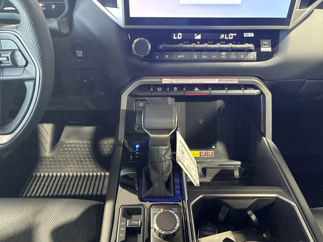 2025 Toyota Tundra Limited - Photo 21