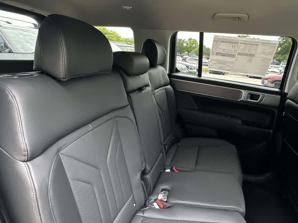 New 2026 Phantom Black Hyundai SEL FWD image 12