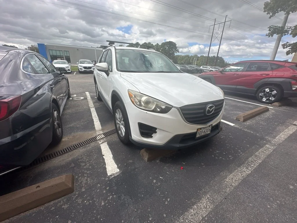 Used 2016 White Mazda Sport image 8
