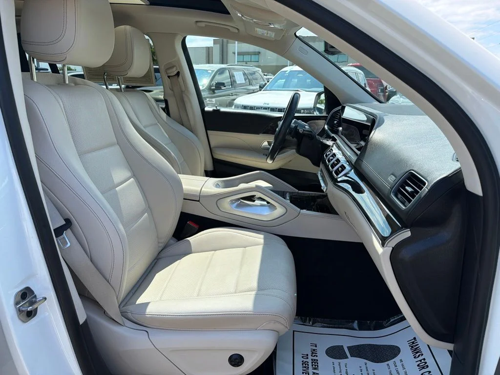 Used 2022 White Mercedes-Benz GLS 450 image 19