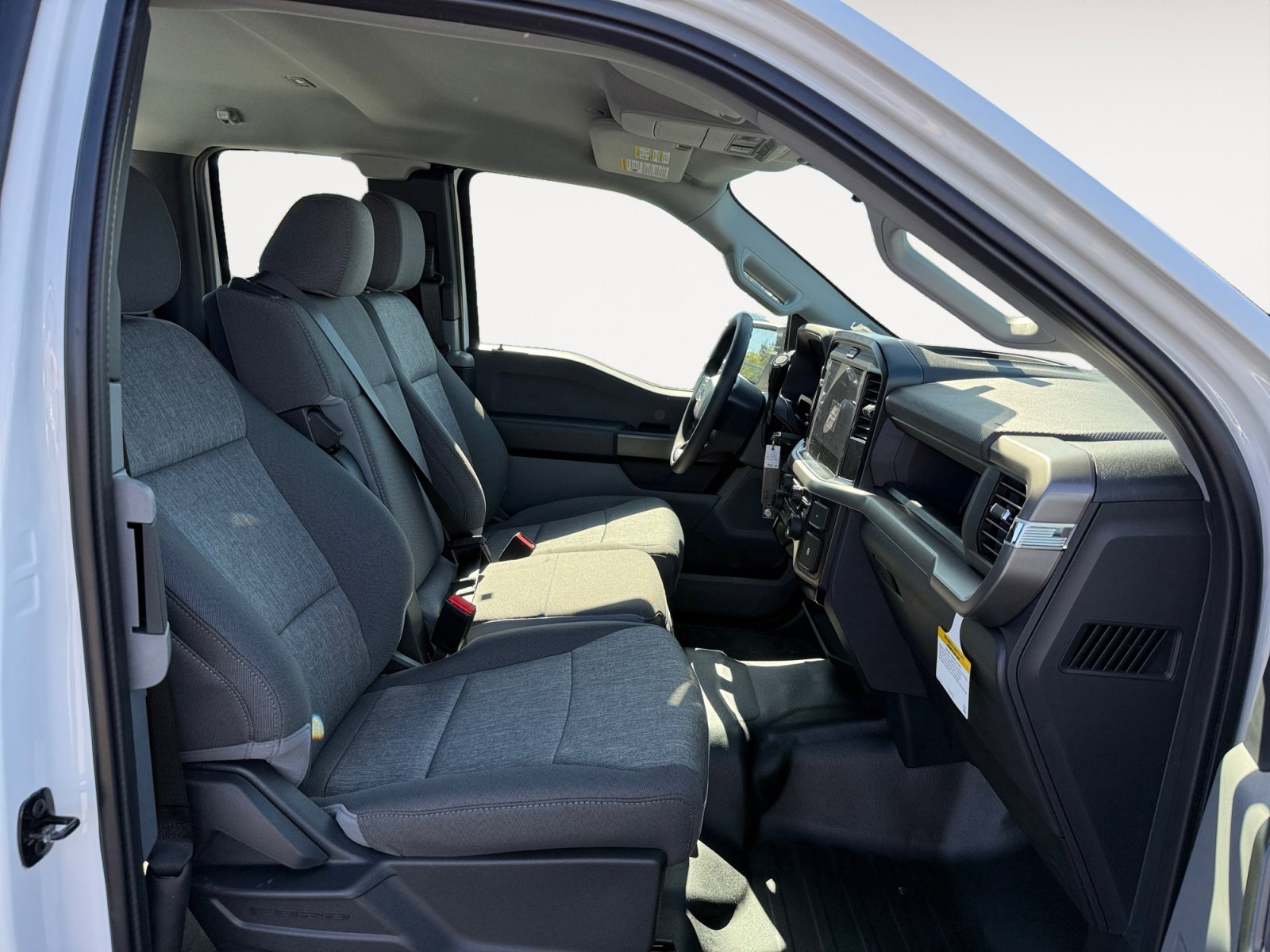 New 2026 Oxford White Ford XL image 19