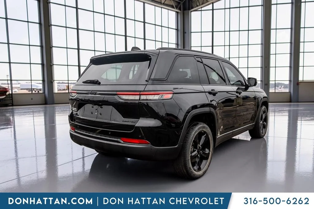 Used 2023 Black Jeep Limited image 38