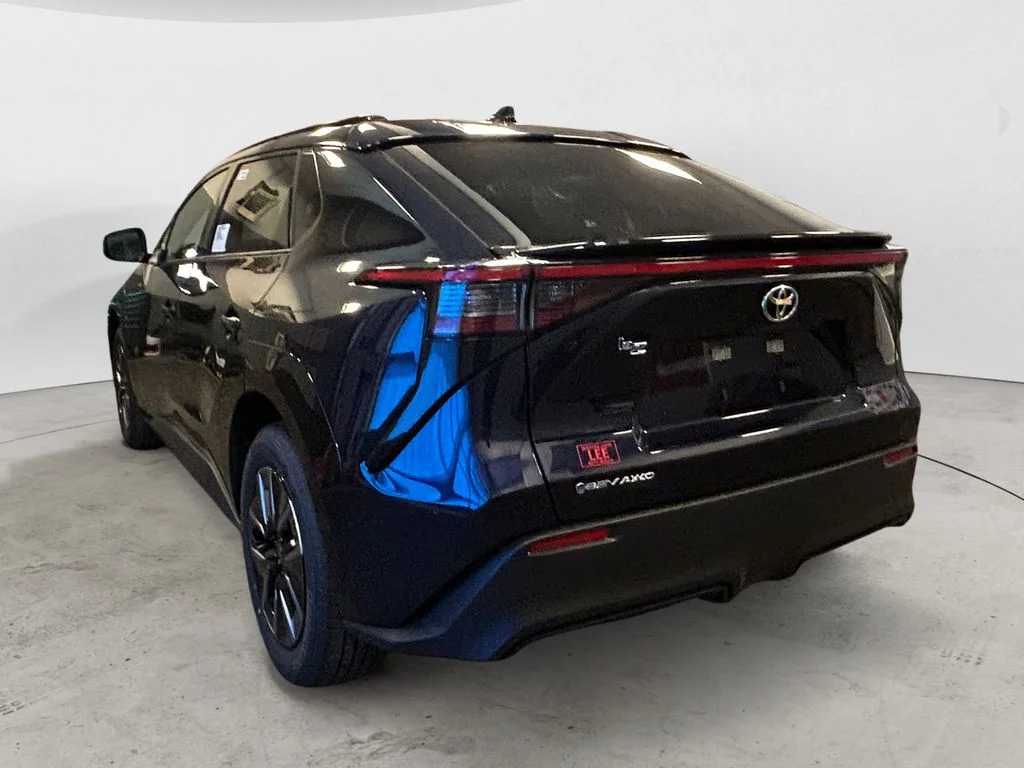 New 2026 Blueprint Toyota XLE image 3