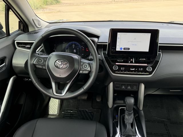 Used 2025 Black Toyota XLE image 10