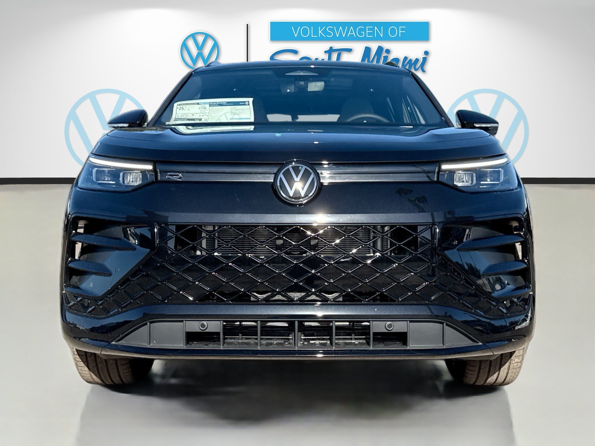 2026 Volkswagen Tiguan SE R-LINE BLACK - Photo 8
