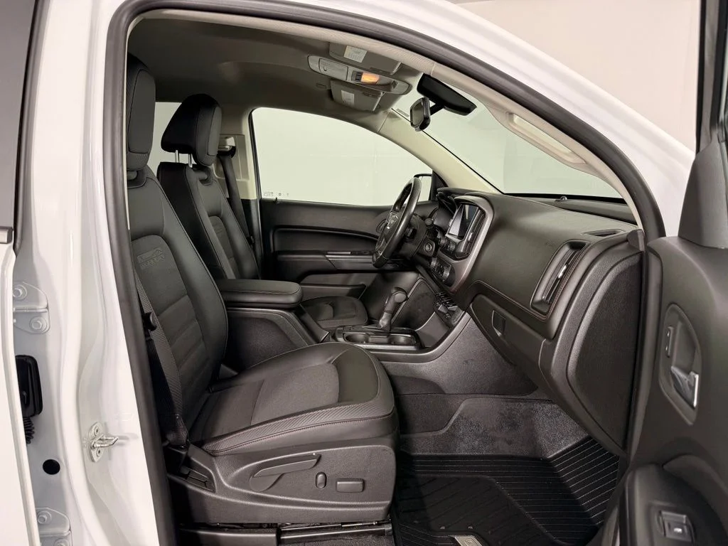 Used 2020 White GMC All Terrain image 19