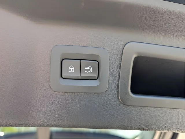 Used 2024 Black Mazda Preferred image 51