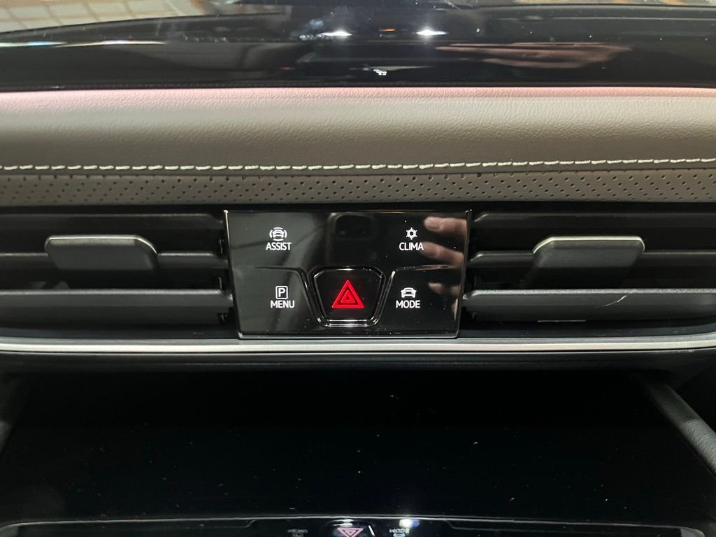 New 2026 Black Volkswagen 2.0T SEL image 13