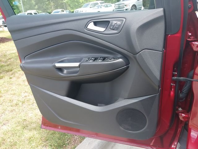 Used 2017 Red Ford Titanium image 27
