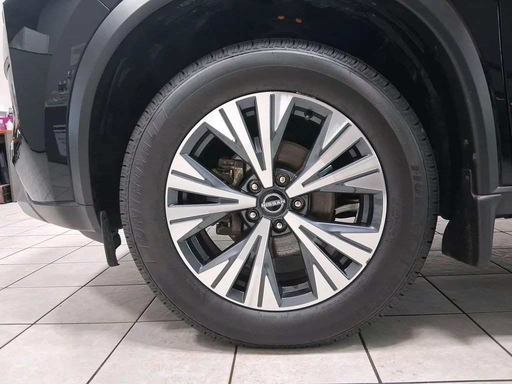 Used 2023 Black Nissan SV image 38