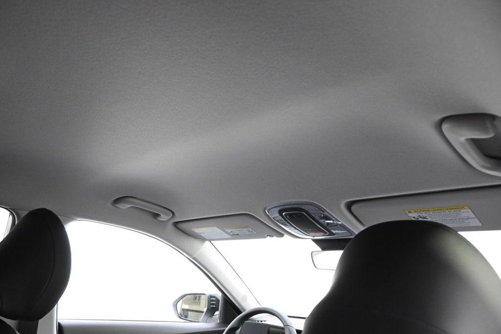 New 2026 White Hyundai SEL Premium AWD image 17