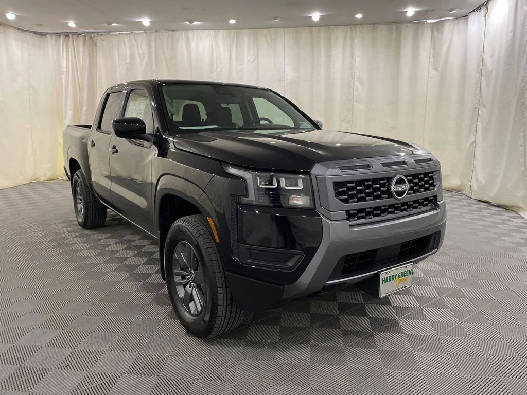 New 2026 Super Black Nissan Crew Cab SV image 3