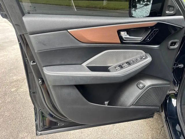 Used 2022 Black Acura Technology image 16
