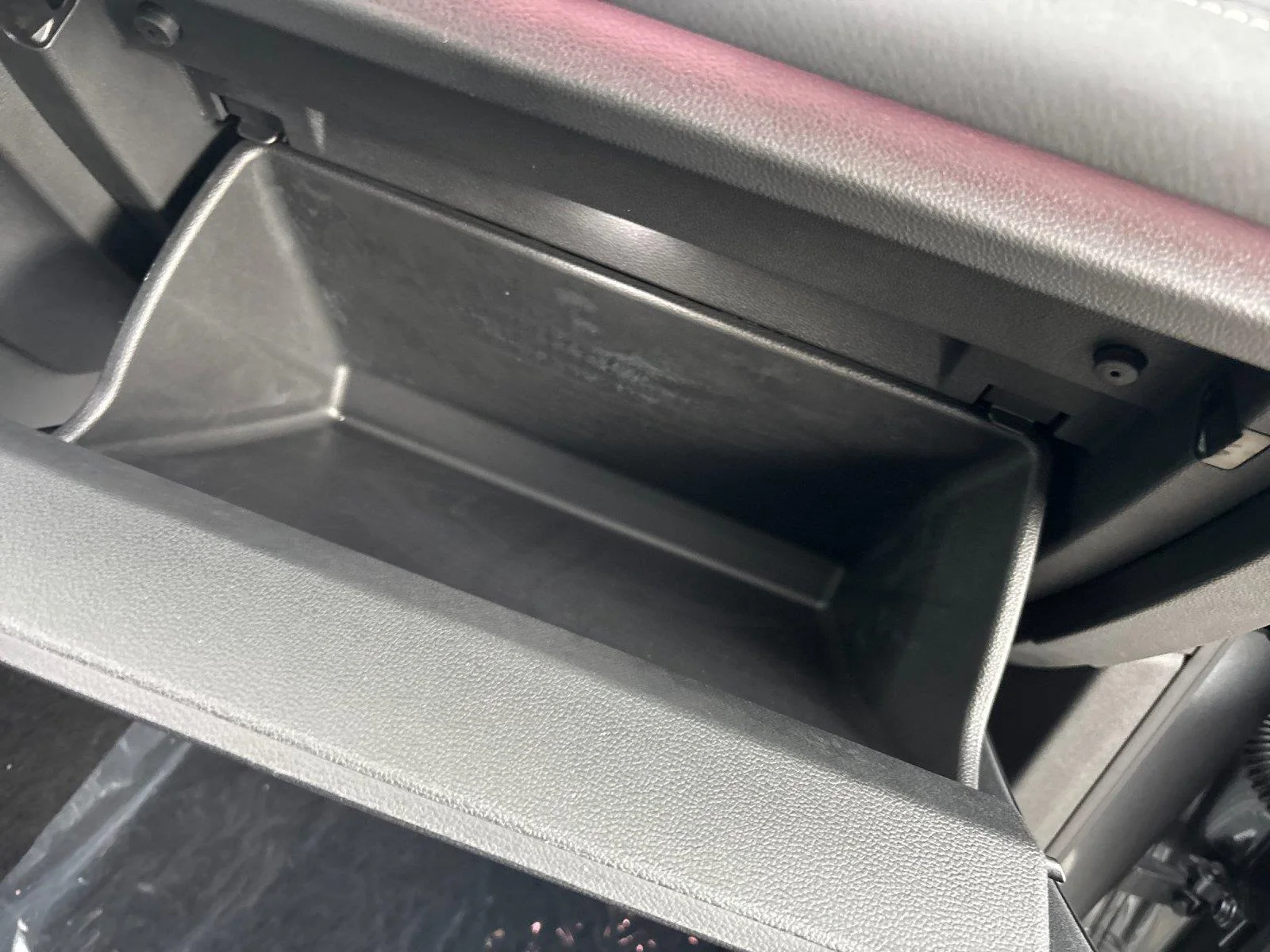 New 2026 platinum gray metallic Volkswagen SE R-Line Black image 40