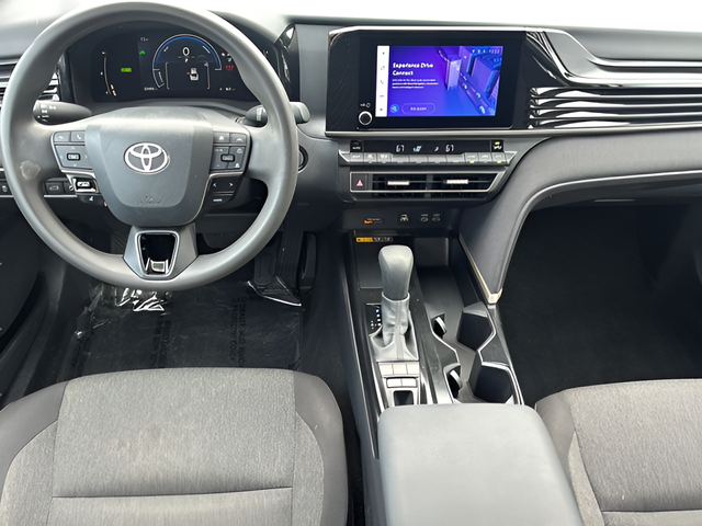 2025 Toyota Camry LE - Photo 17