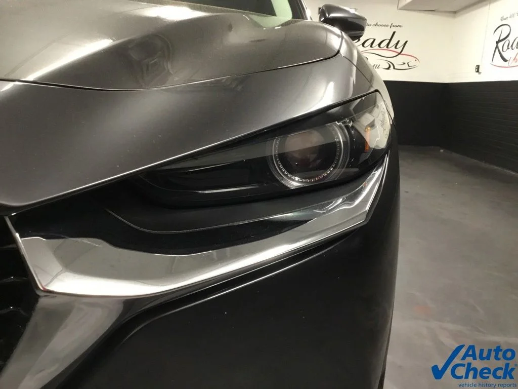 Used 2021 Gray Mazda Premium image 18