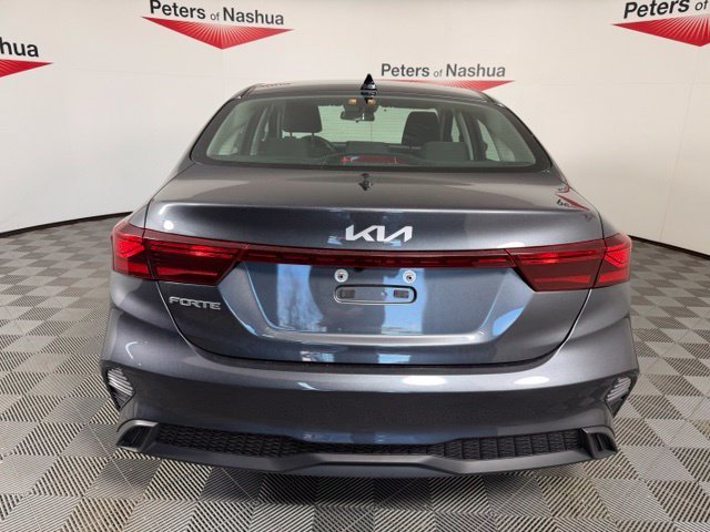 Used 2022 Gray Kia LXS image 7