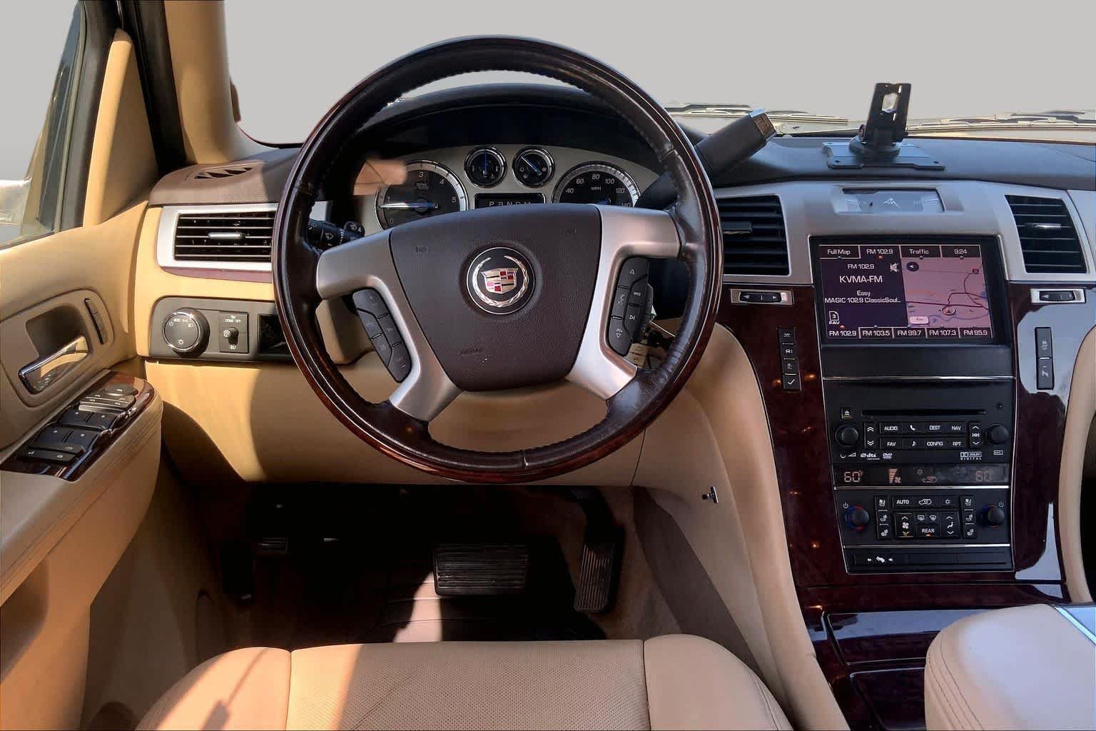 Used 2014 Mocha Steel Metallic Cadillac Luxury image 5